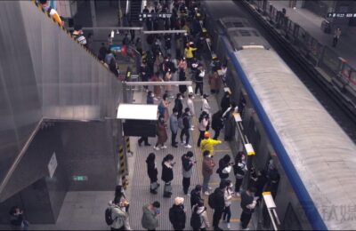 耗时1个月跑遍北京27条地铁线，只为找到“信号之王” | 钛度实验室