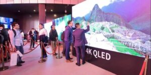 利亚德发布全球首款QLED 4K直显大屏 | 科技前线